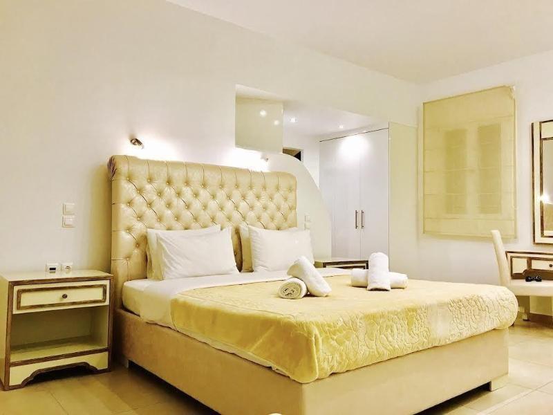 Queen Boutique Suites Mykonos Town Bagian luar foto