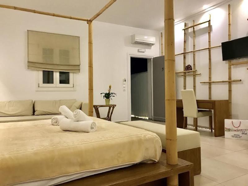 Queen Boutique Suites Mykonos Town Bagian luar foto