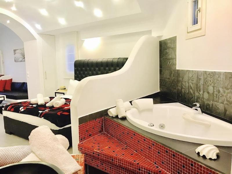 Queen Boutique Suites Mykonos Town Bagian luar foto