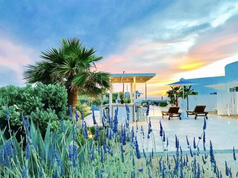 Queen Boutique Suites Mykonos Town Bagian luar foto