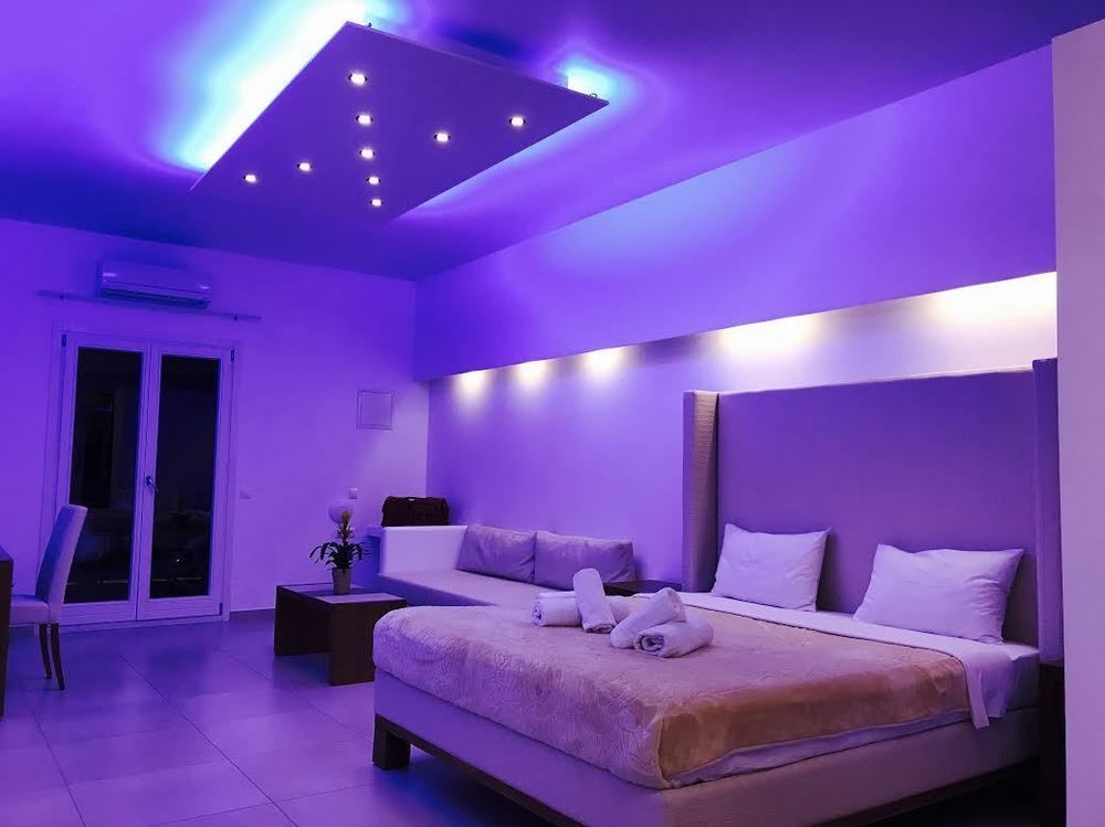 Queen Boutique Suites Mykonos Town Bagian luar foto