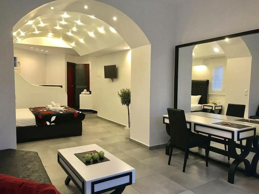 Queen Boutique Suites Mykonos Town Bagian luar foto