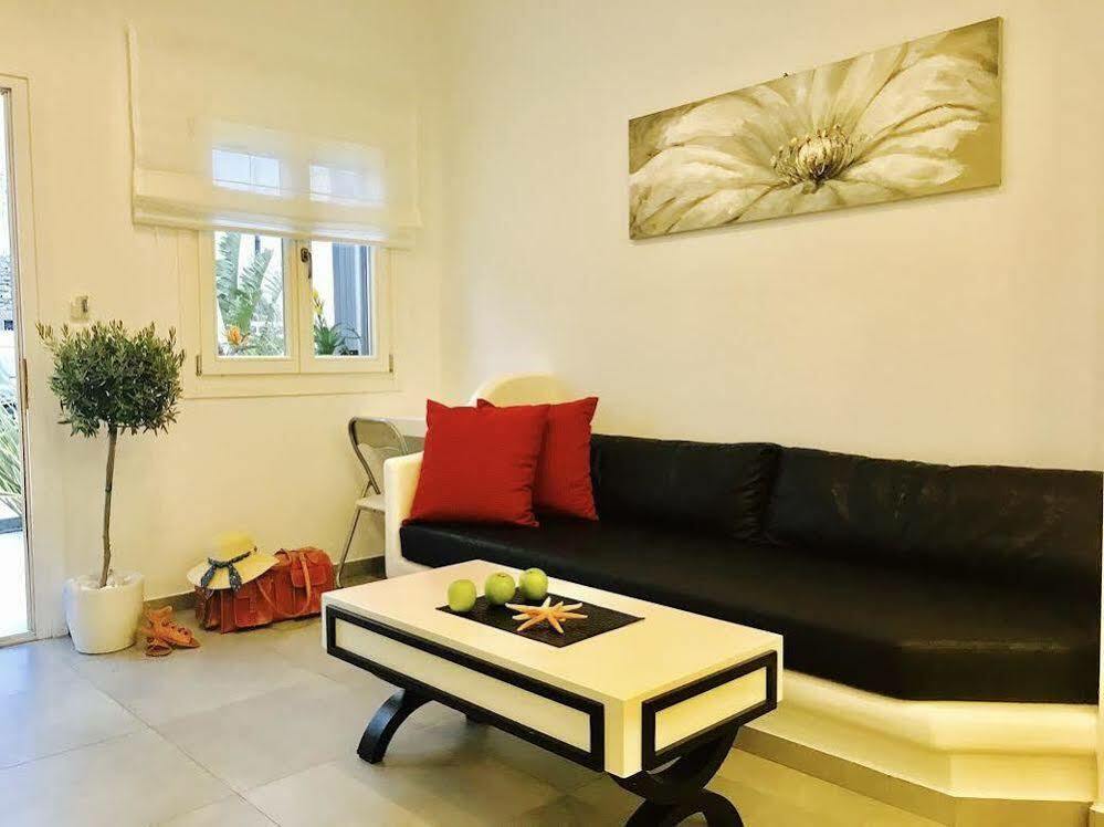 Queen Boutique Suites Mykonos Town Bagian luar foto