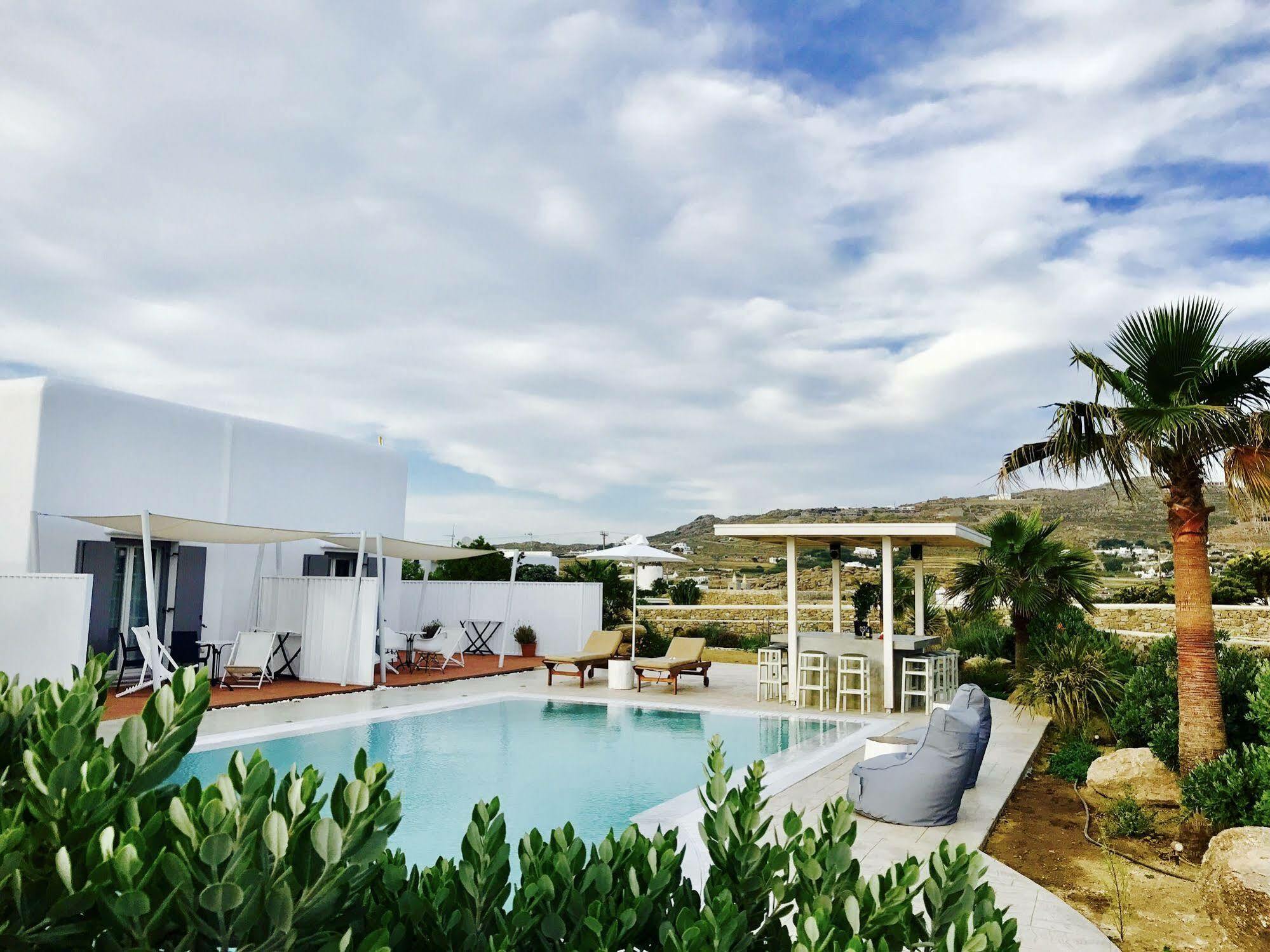 Queen Boutique Suites Mykonos Town Bagian luar foto