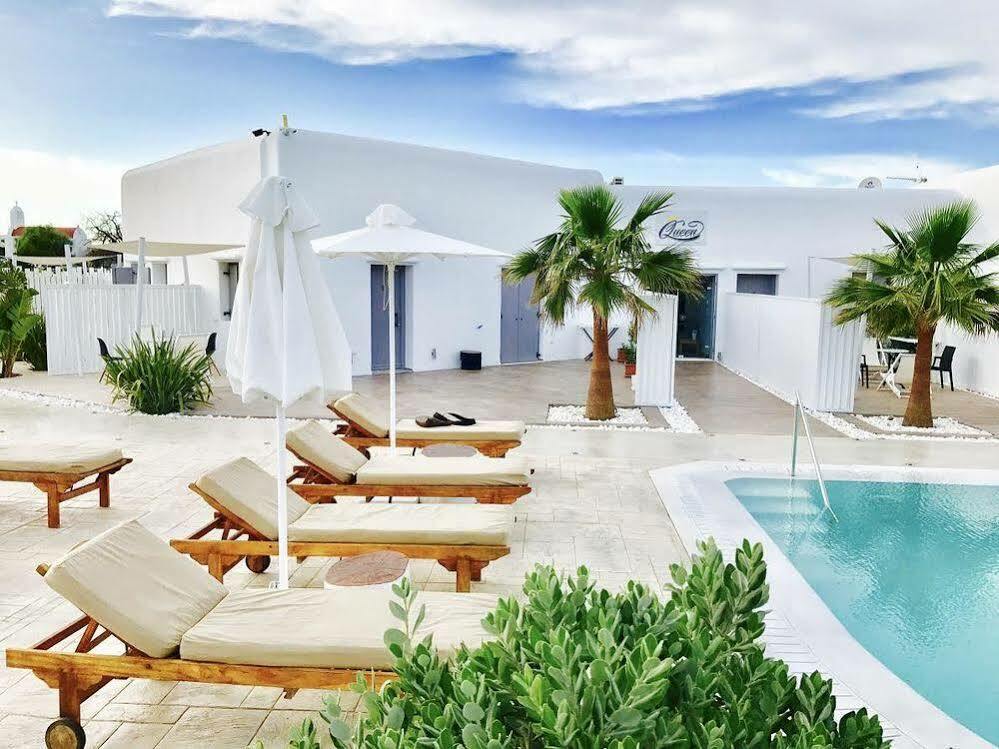 Queen Boutique Suites Mykonos Town Bagian luar foto