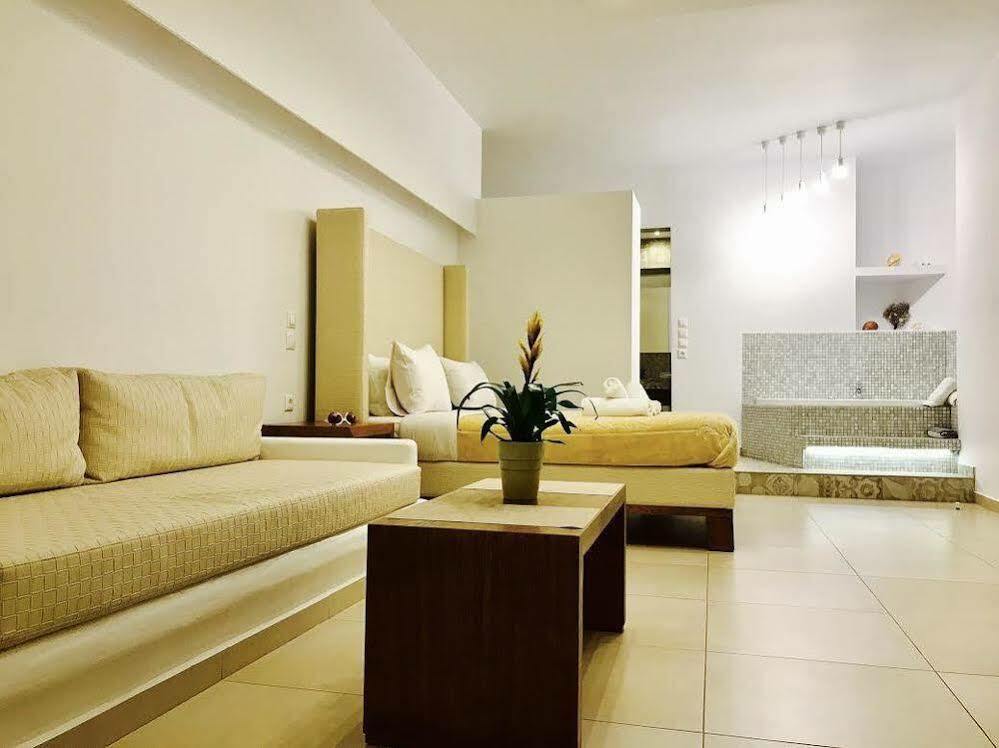 Queen Boutique Suites Mykonos Town Bagian luar foto